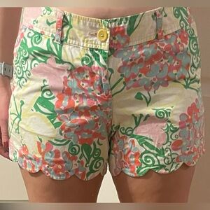 Lilly Pulitzer Mariposa scalloped shorts